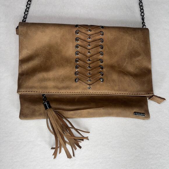 Charlie Paige Tan Vegan Leather Crossbody Purse Bag Boho with Tassel Chain Strap - Picture 3 of 7